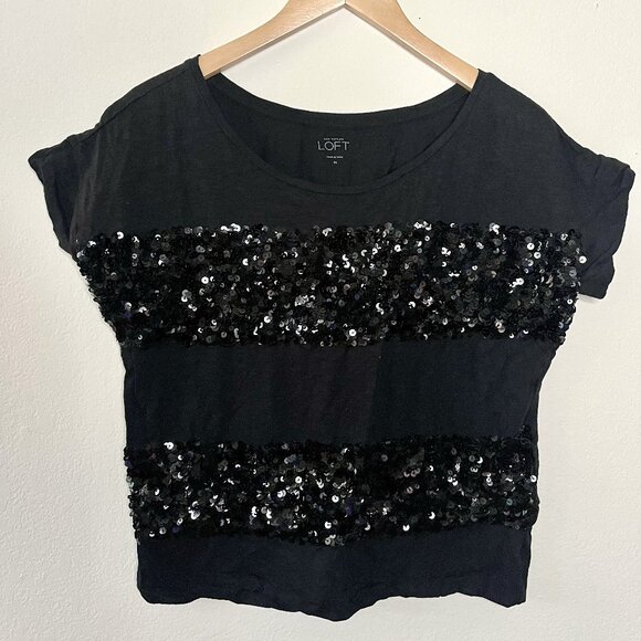 Ann Taylor LOFT Black Sequin Stripe Tee Size Medium - Picture 1 of 7